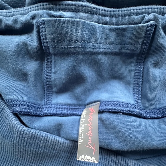 FREE PEOPLE FP Movement Blue Bike Short Sz Small - Picture 3 of 6